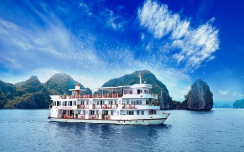 Cristina Diamond Cruise